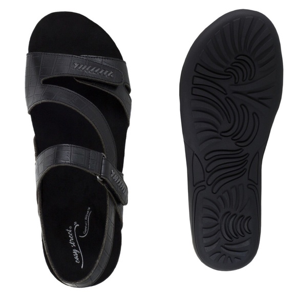 🆕Black comfy sandals by Easy Street. - Picture 2 of 6